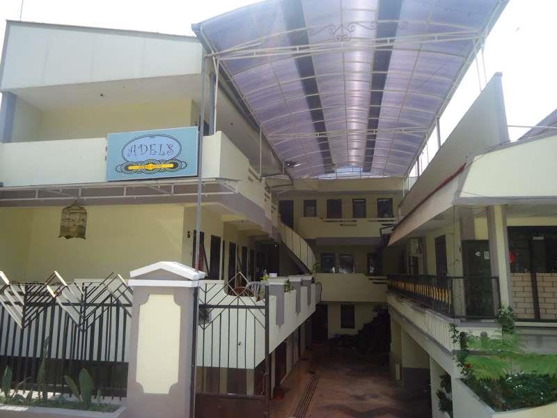 Adel'S Guest House Malang Luaran gambar