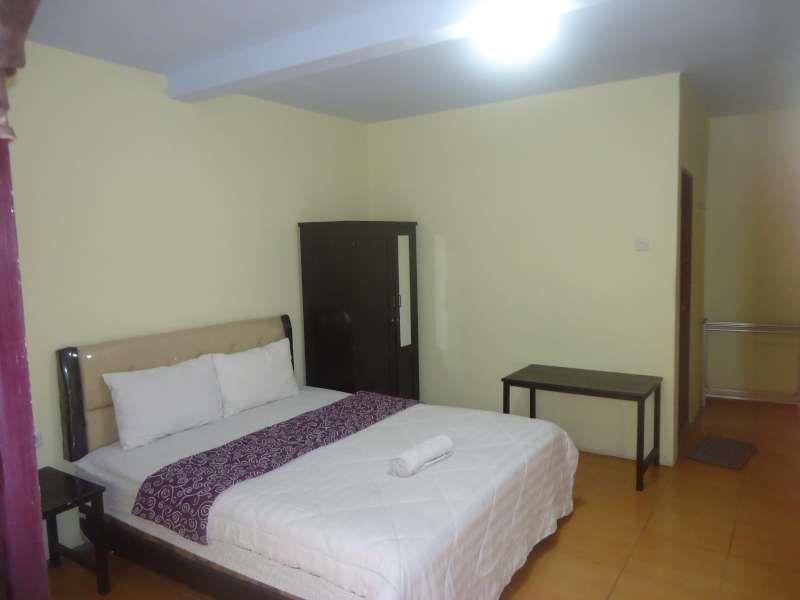 Adel'S Guest House Malang Luaran gambar