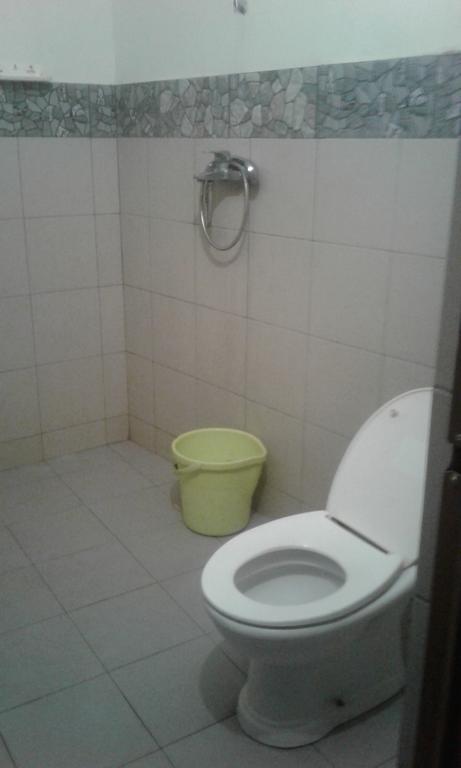 Adel'S Guest House Malang Luaran gambar